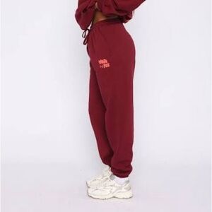 NWT White Fox Boutique XXS burgundy JOGGERS Capsule 9 Star of the moment